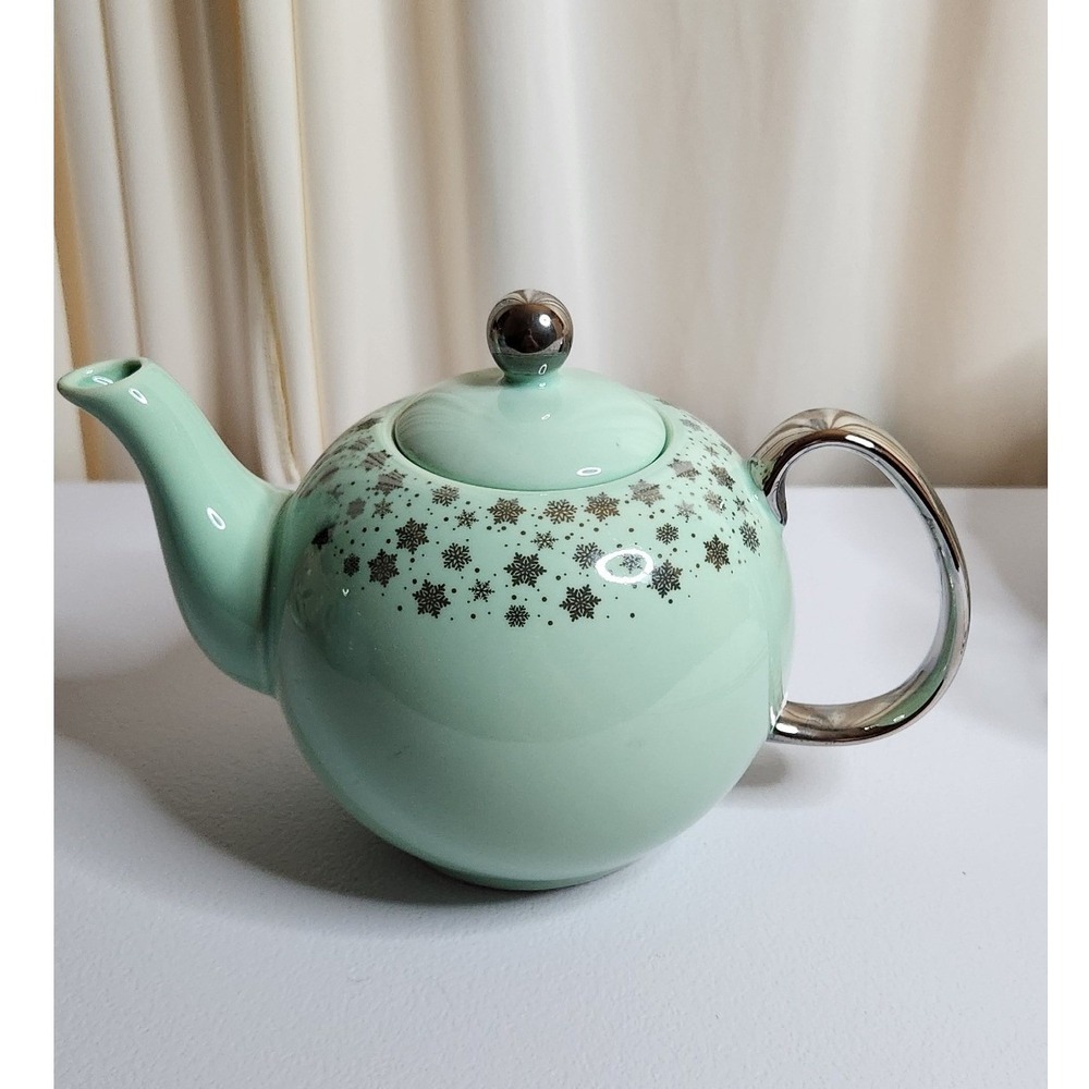 Ciroa Teapot -Green with snowflakes